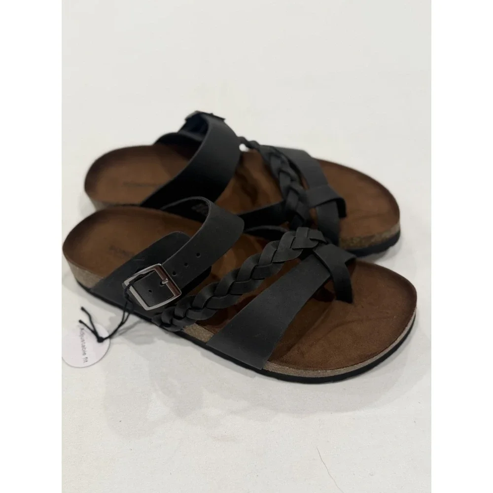 Sonoma Women's Slip On Leather Sandals Brown 6 casual vacation preppy comfort